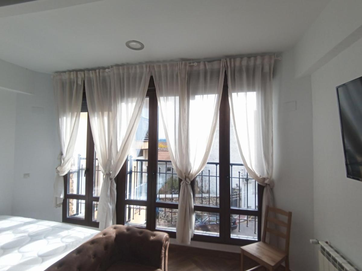 Apartamento de lujo en la Sierra Becerril de la Sierra Exterior foto